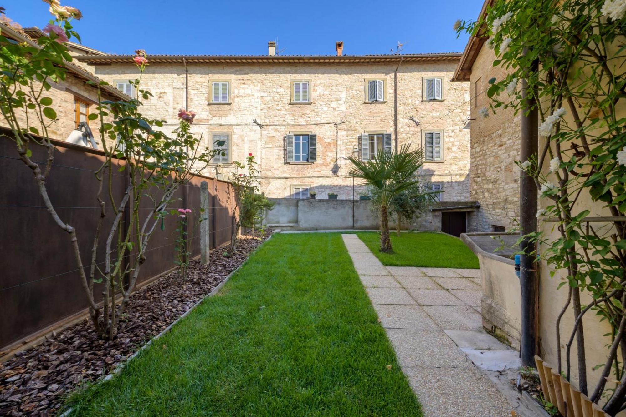 Via Mazzini 23A Leilighet Gubbio Eksteriør bilde